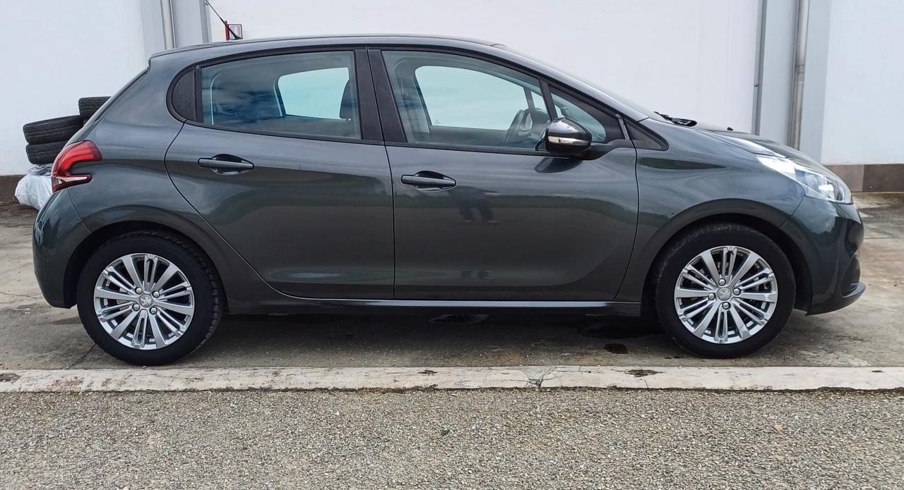 Peugeot 208 PureTech 68 5 porte Access