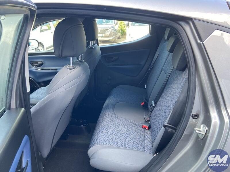 Lancia Ypsilon 1.0 FireFly 5 porte S&S Hybryd Gold