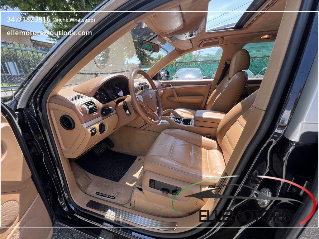 Porsche Cayenne Cayenne 3.2 V6 - ASI