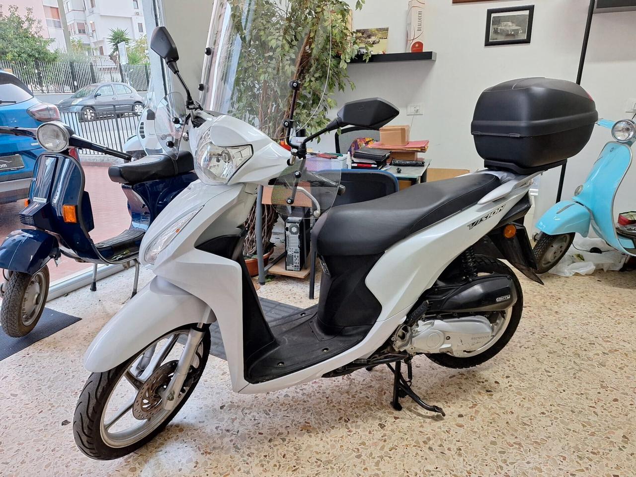 HONDA VISION 110