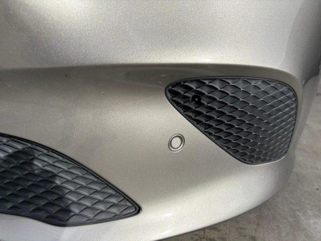 MERCEDES-BENZ CLA 180 d