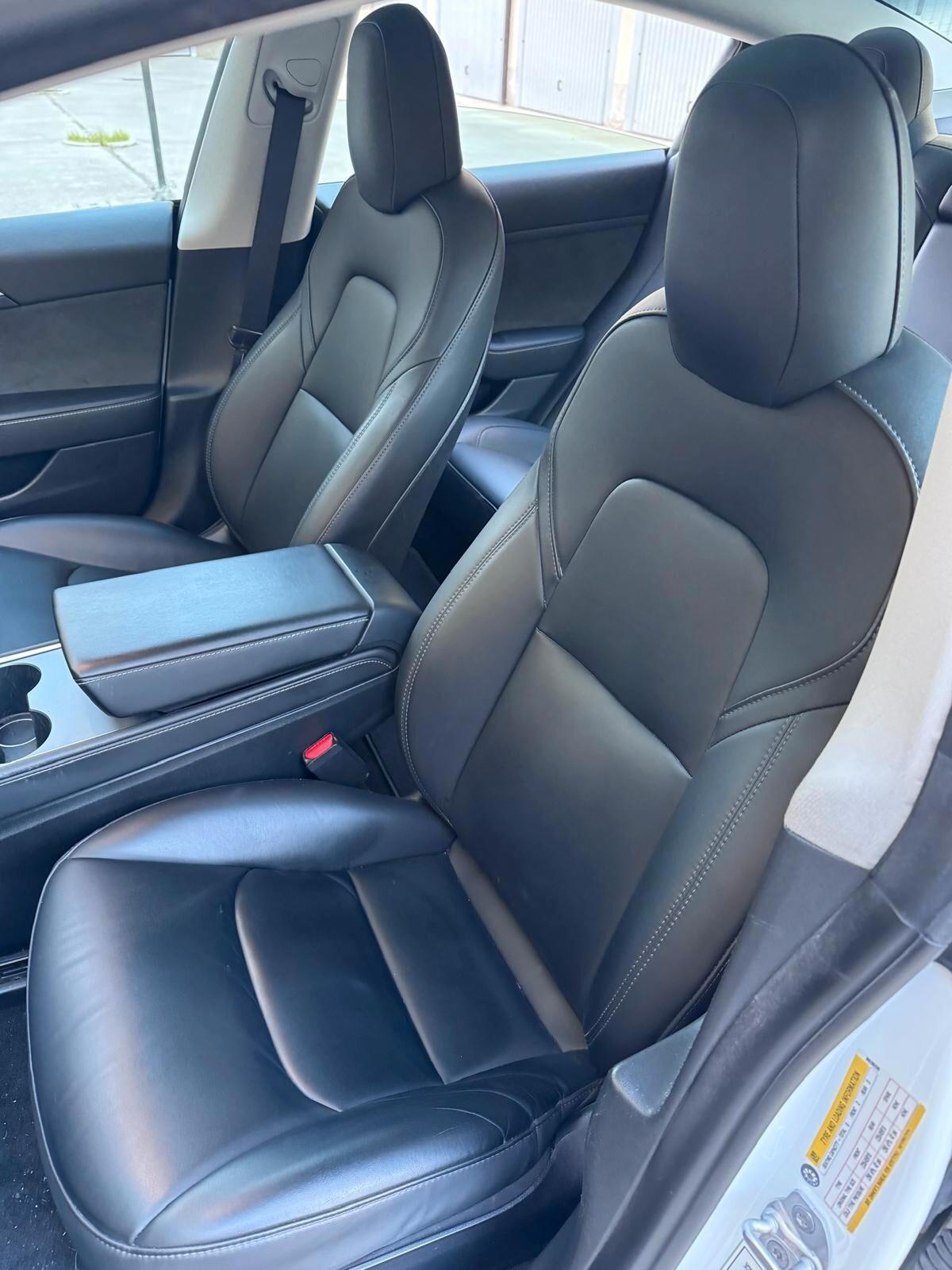 Tesla Model 3 RWD