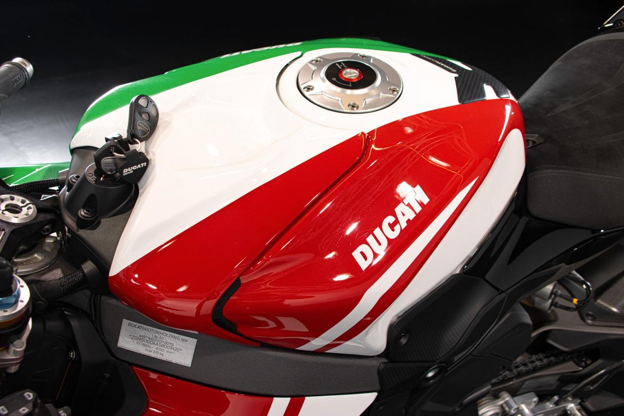 2025 DUCATI PANIGALE V4 TRICOLORE RDS02007