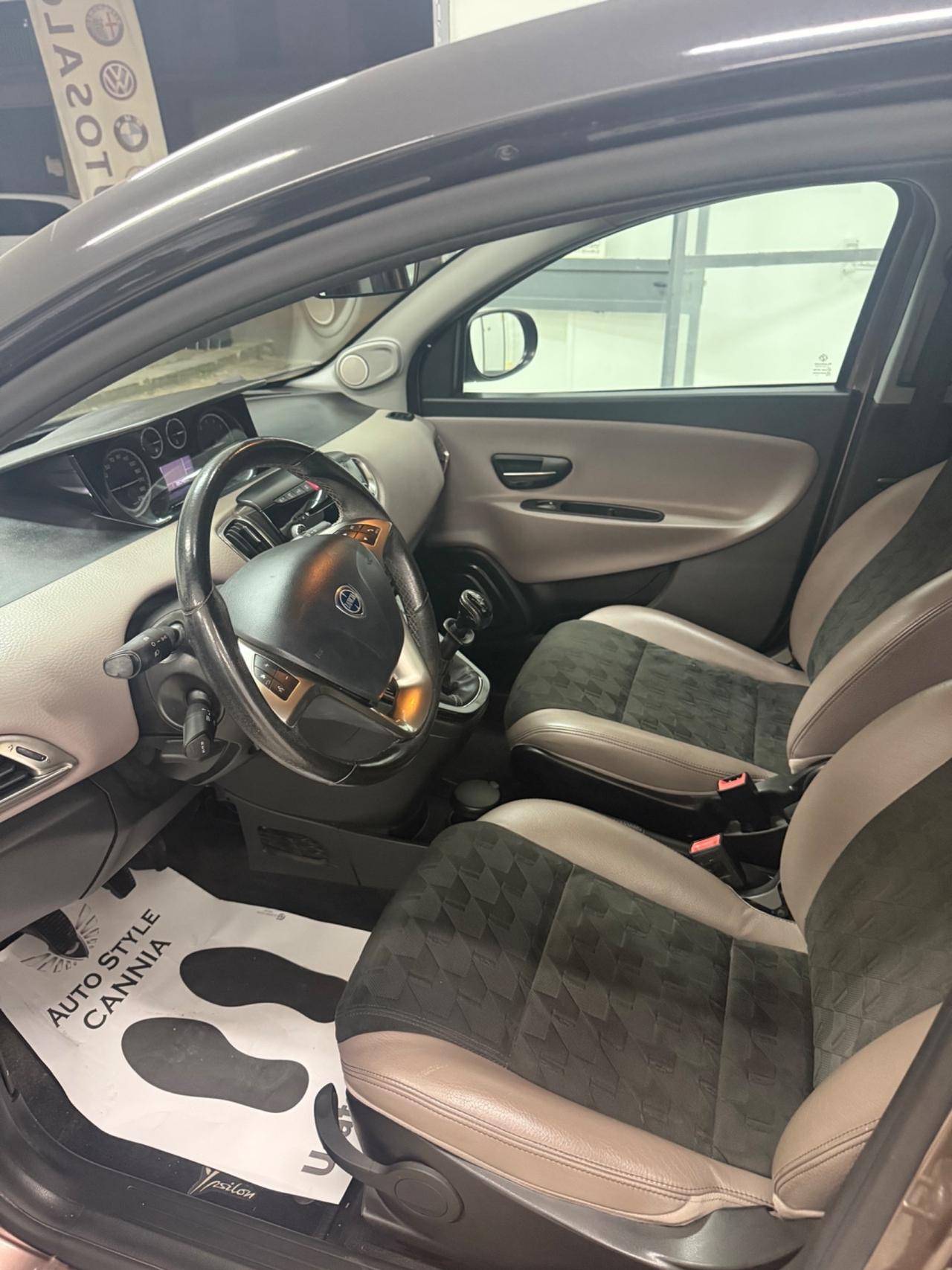 Lancia Ypsilon 1.2 69 CV 5 porte Elle