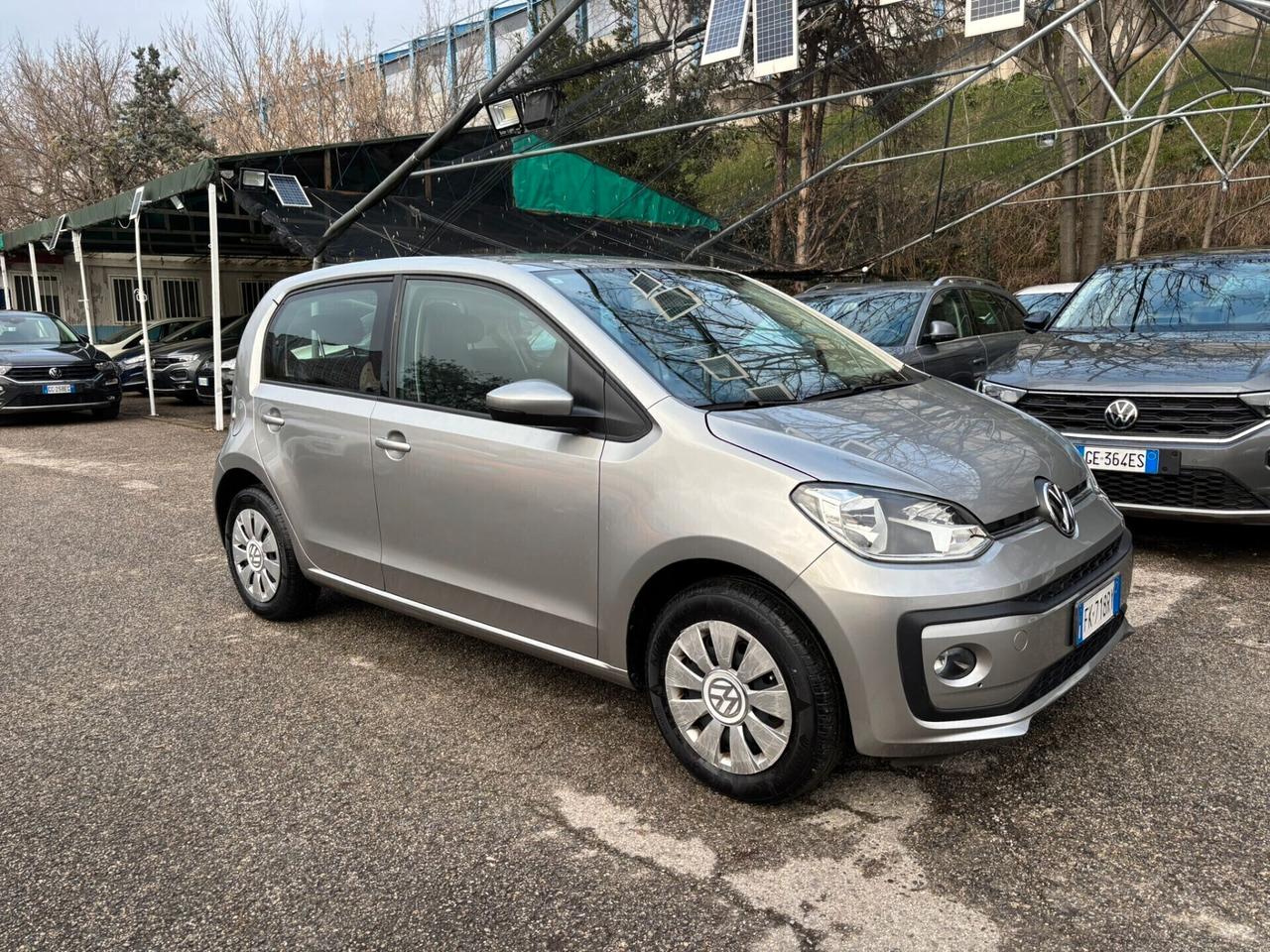 Volkswagen up! 1.0 - 5p. KM 11000 ok Neopatentati