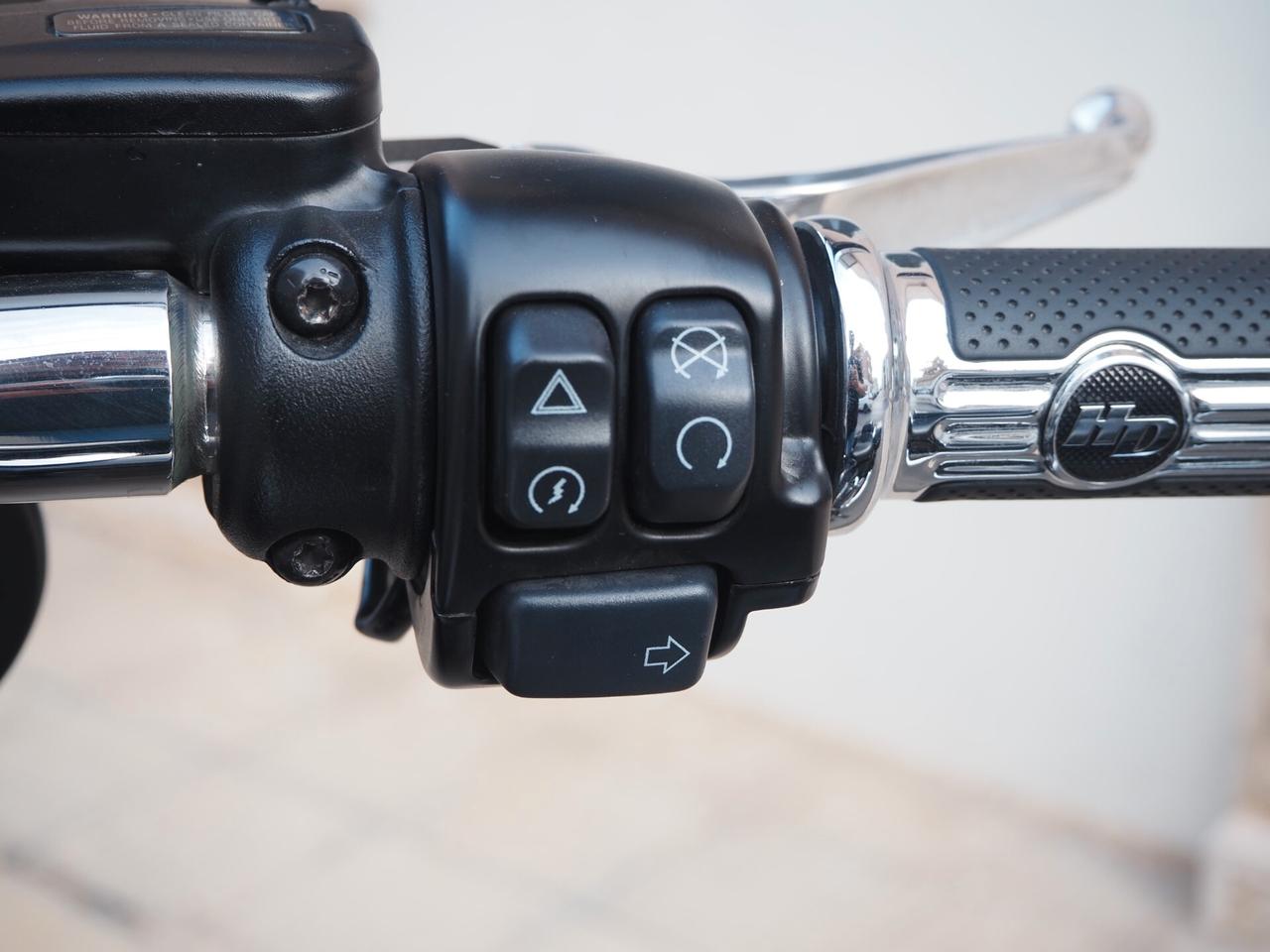 Harley-davidson Sport Glide • Garanzia 12 mesi•