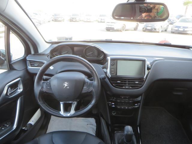 Peugeot 2008 ALLURE PureTech Turbo 110 mt 57000 KM