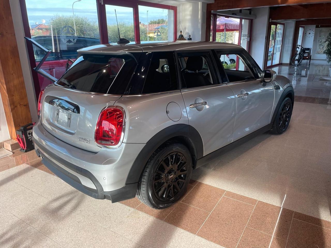 Mini 1.5 Cooper SOLO 16.300 KM