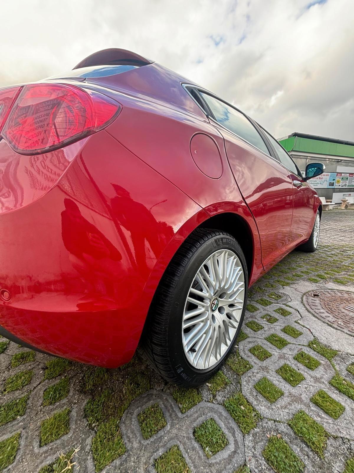 Alfa Romeo Giulietta 1.6 JTDm-2 120 CV Exclusive