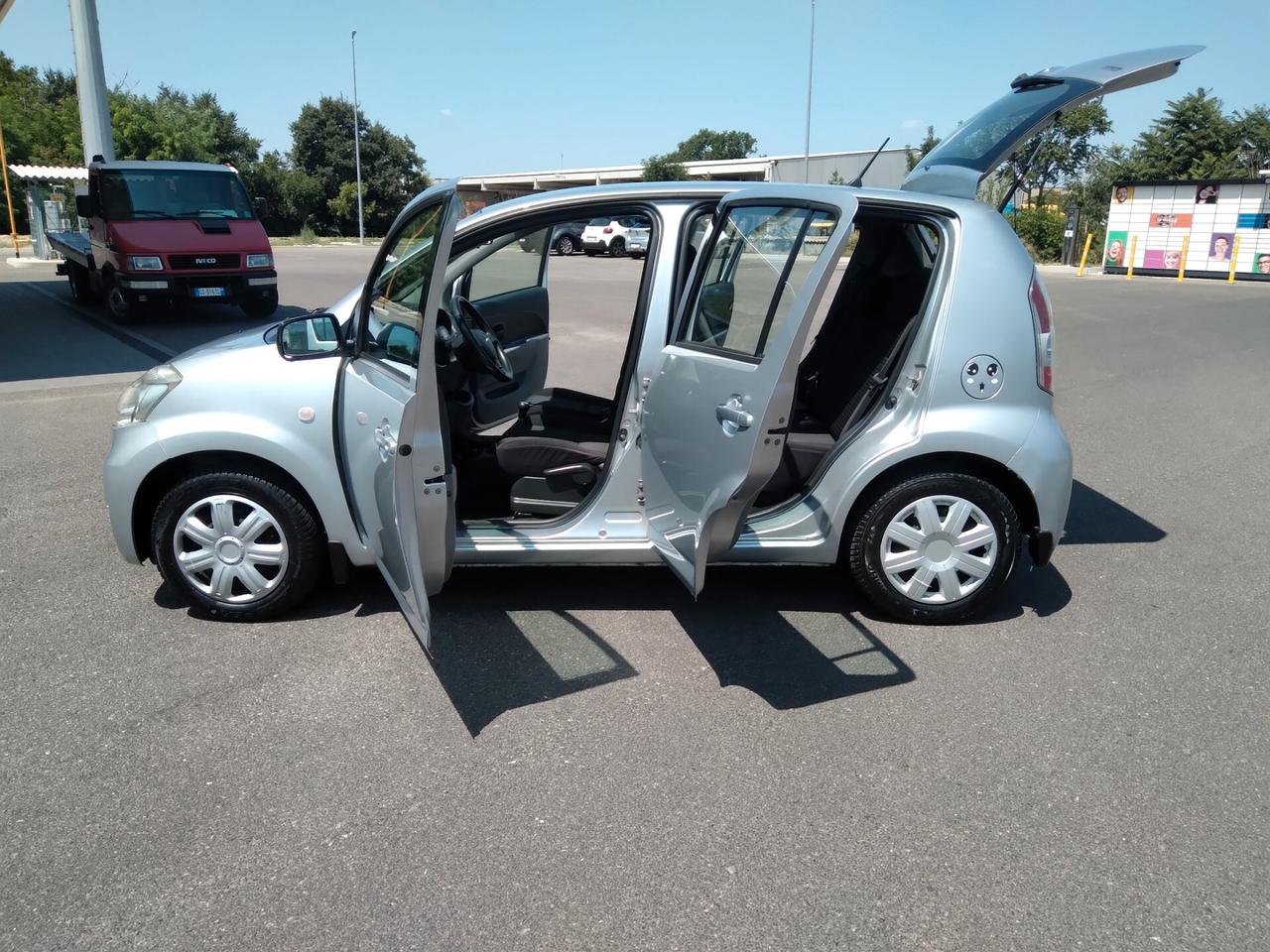 Daihatsu Sirion 1.3 91cv Taka Green Powered x neopatentati