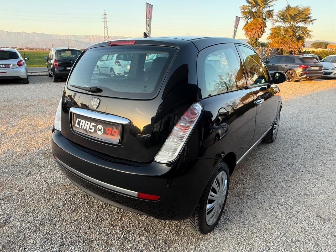 Lancia Ypsilon 1.2 69 CV Argento