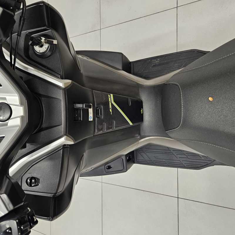 Kawasaki J 300 ABS - 2016