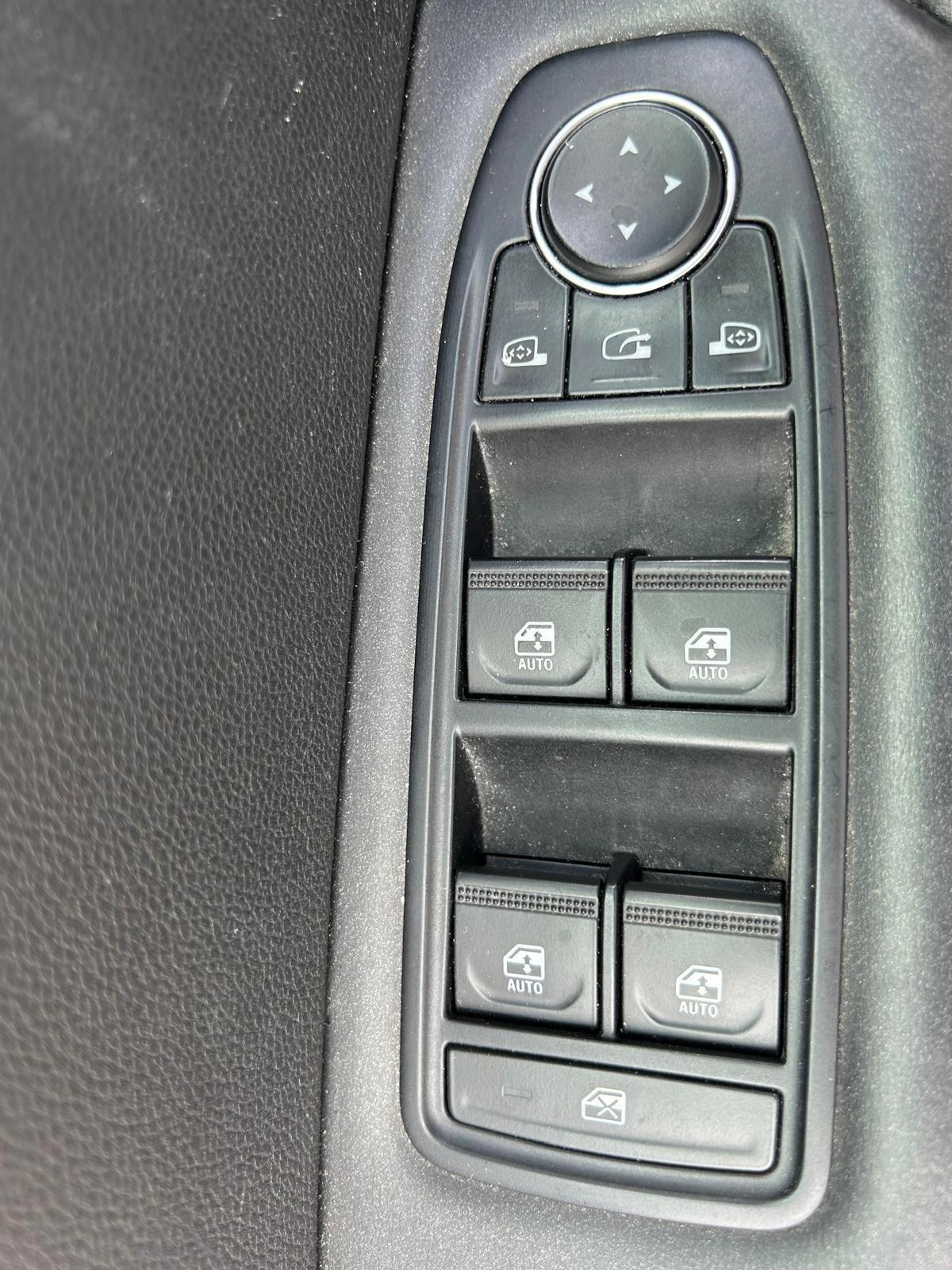 Renault Captur Full Hybrid E-Tech 145 CV Zen
