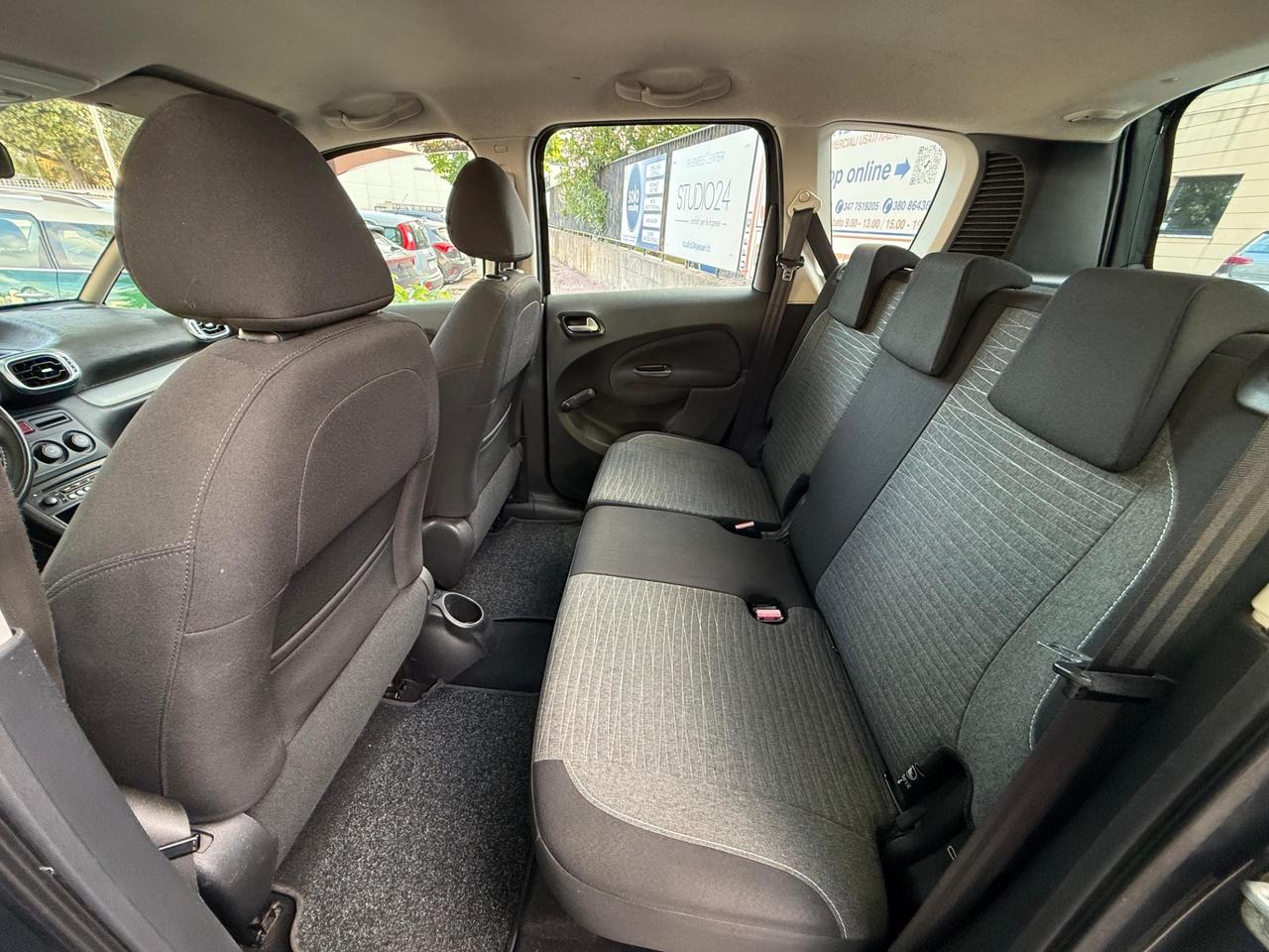 Citroen C3 Picasso Km.86.000! GANCIO TRAINO