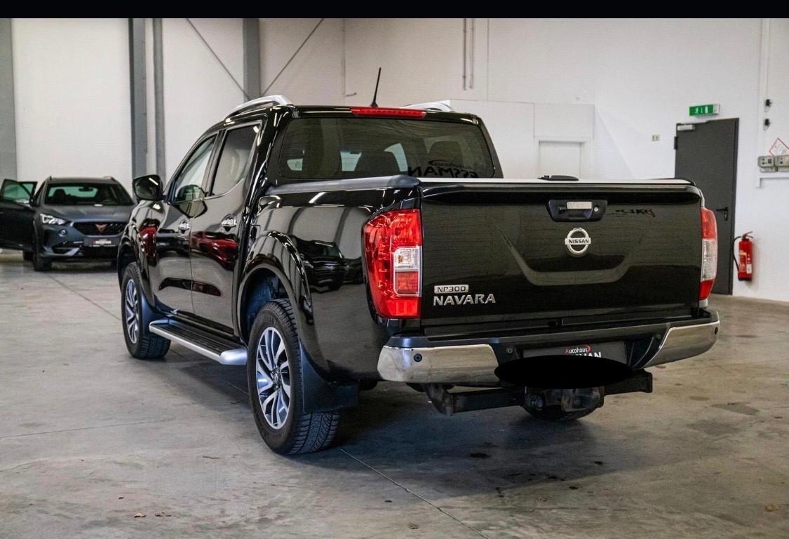 Nissan Navara 2.3 dCi 190 CV 7AT 4WD Double Cab N-Connecta