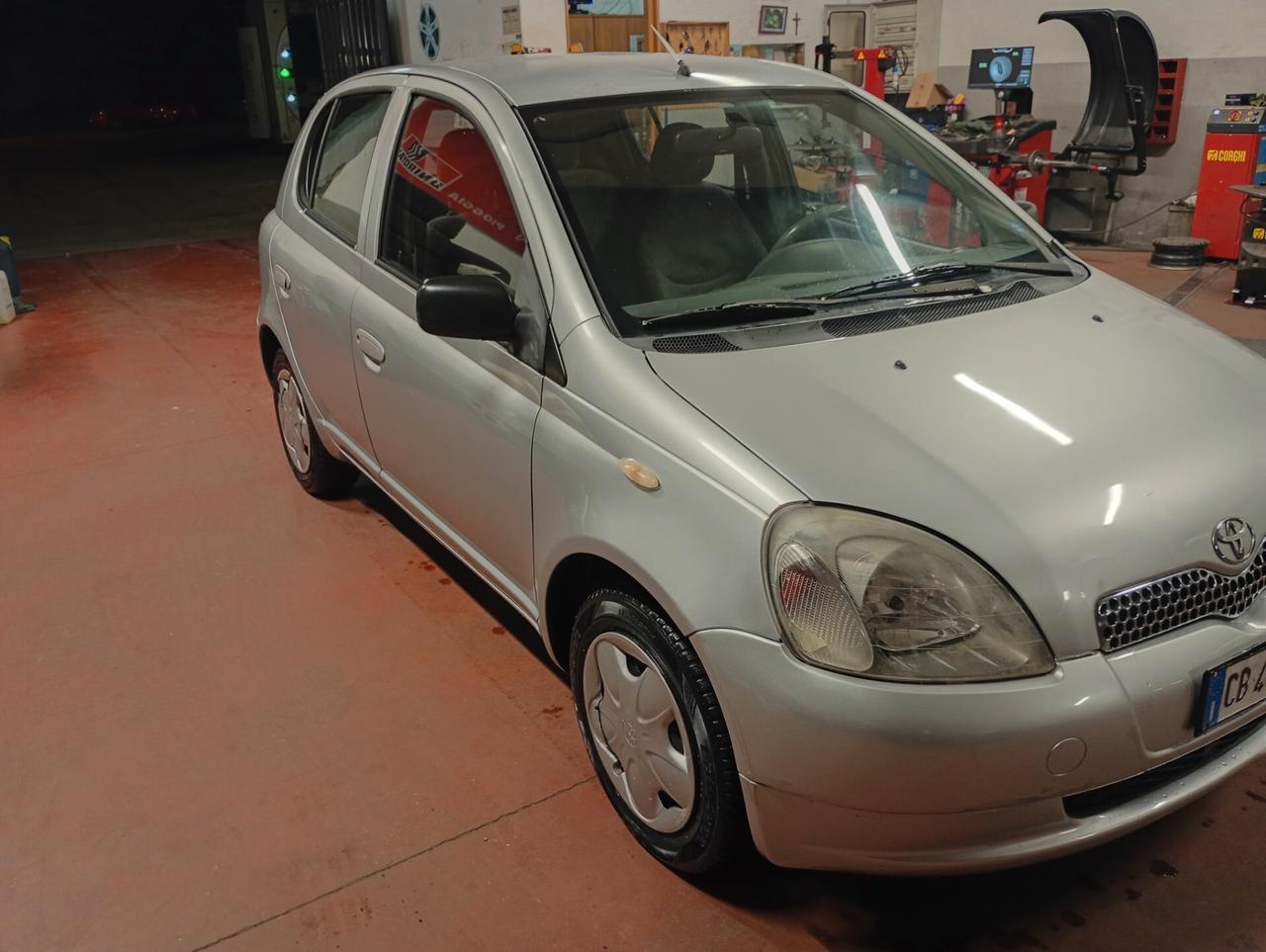 Toyota Yaris 1.4 tdi D-4D cat 5 porte Sol