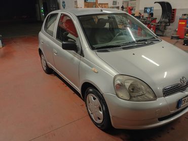 Toyota Yaris 1.4 tdi D-4D cat 5 porte Sol