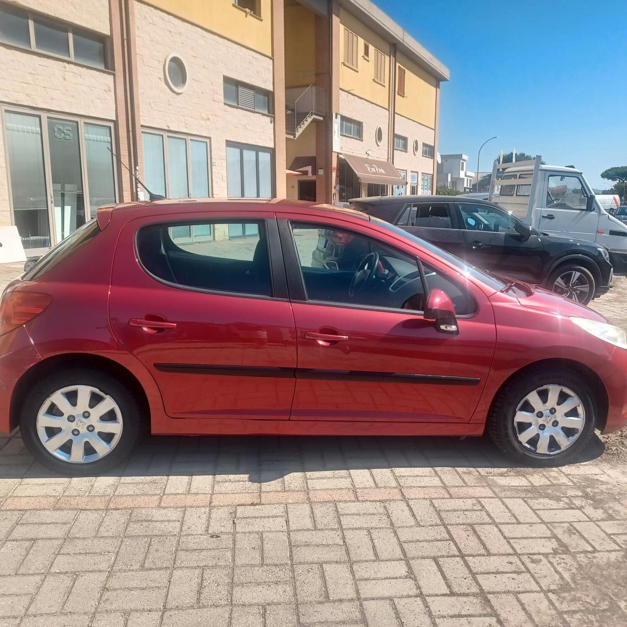 113588KM PEUGETO 207 1.4 HDI NEOPATENTATI