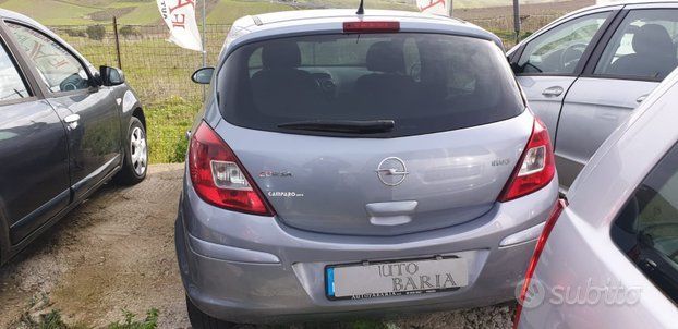 Opel Corsa 4 Serie - 2010 Gpl