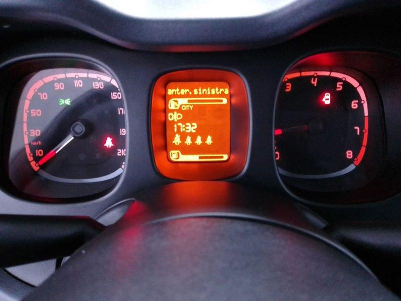 FIAT Panda Cross Panda 1.0 firefly hybrid Cross s&s 70cv 5p.ti