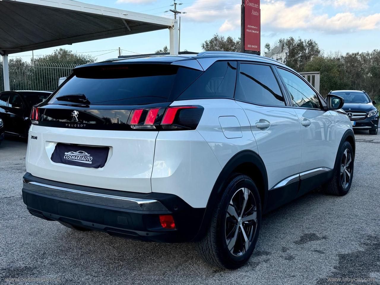 PEUGEOT 3008 BlueHDi 130 S&S EAT8 Allure Pack