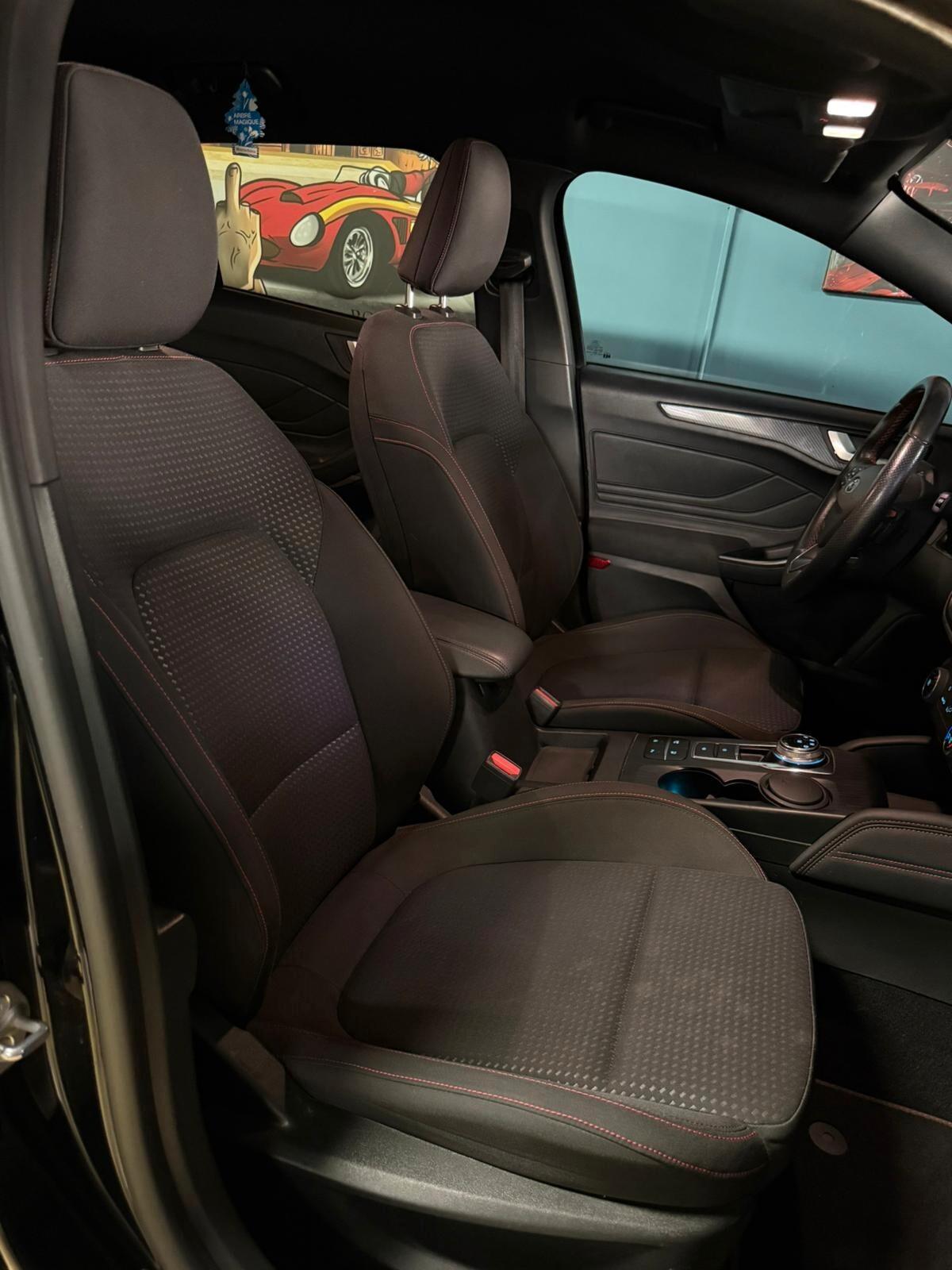 FOCUS FULL OPTIONAL SW ST-Line Co-Pilot