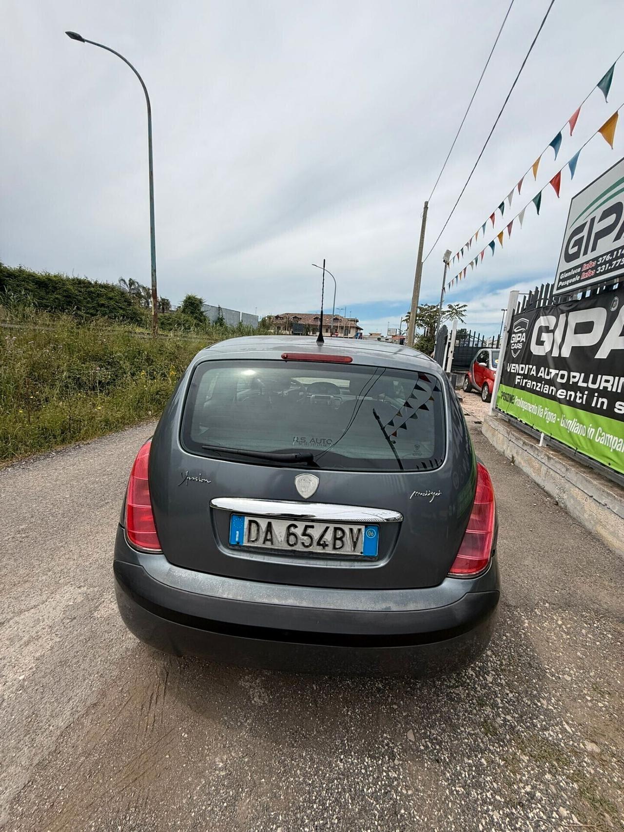 Lancia Ypsilon 1.3 Multijet 16V Platino