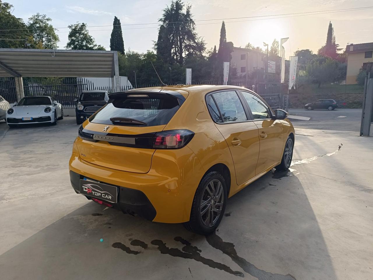Peugeot 208 PureTech 100 Stop&Start 5 porte Allure