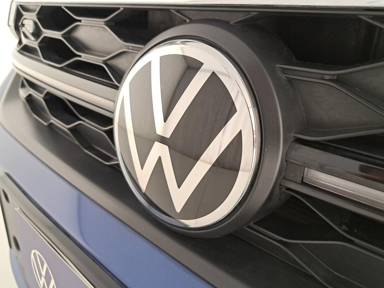 Volkswagen Taigo 1.0 tsi r-line 110cv