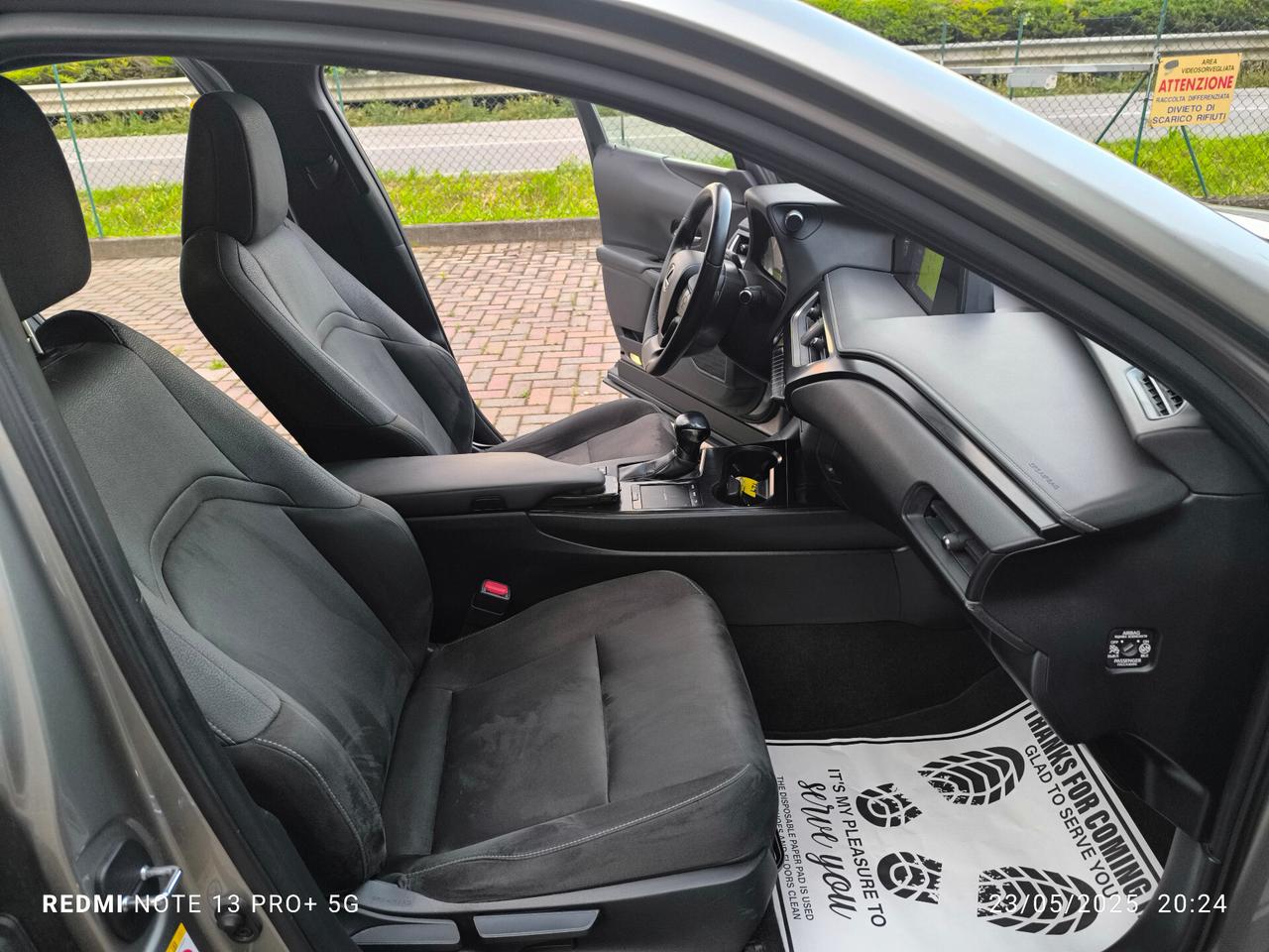Lexus UX Hybrid Business Full Optional