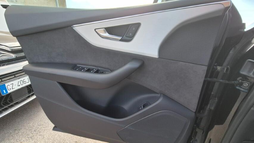 Audi Q8 50 TDI 286 CV quattro tiptronic s-line - 2022