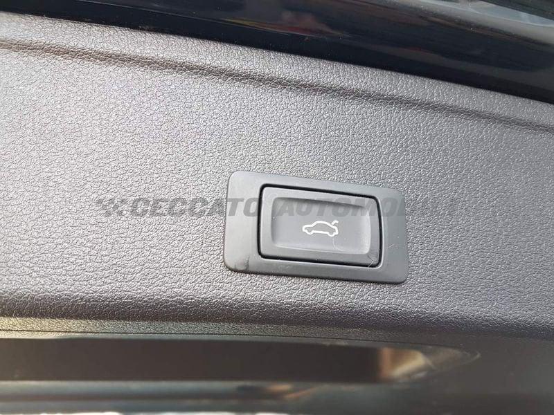 Audi A4 A4 Avant 30 2.0 tdi mhev Business Advanced 136cv s-tronic