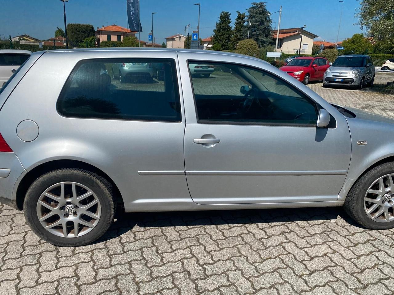 Volkswagen Golf 1.9 TDI/90 CV cat 3 porte