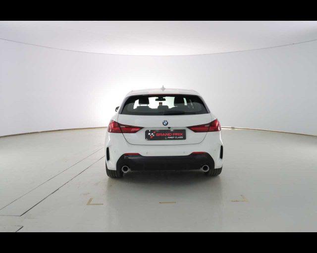 BMW 118 d 5p. Msport Exterior