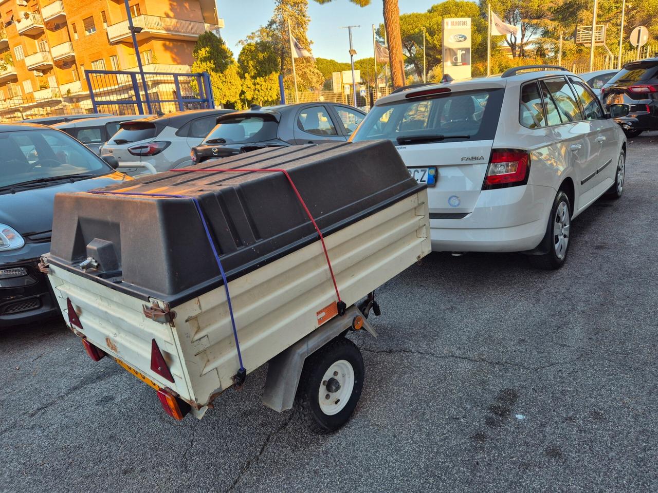 Skoda Fabia GANCIO TRAINO CARRELLO