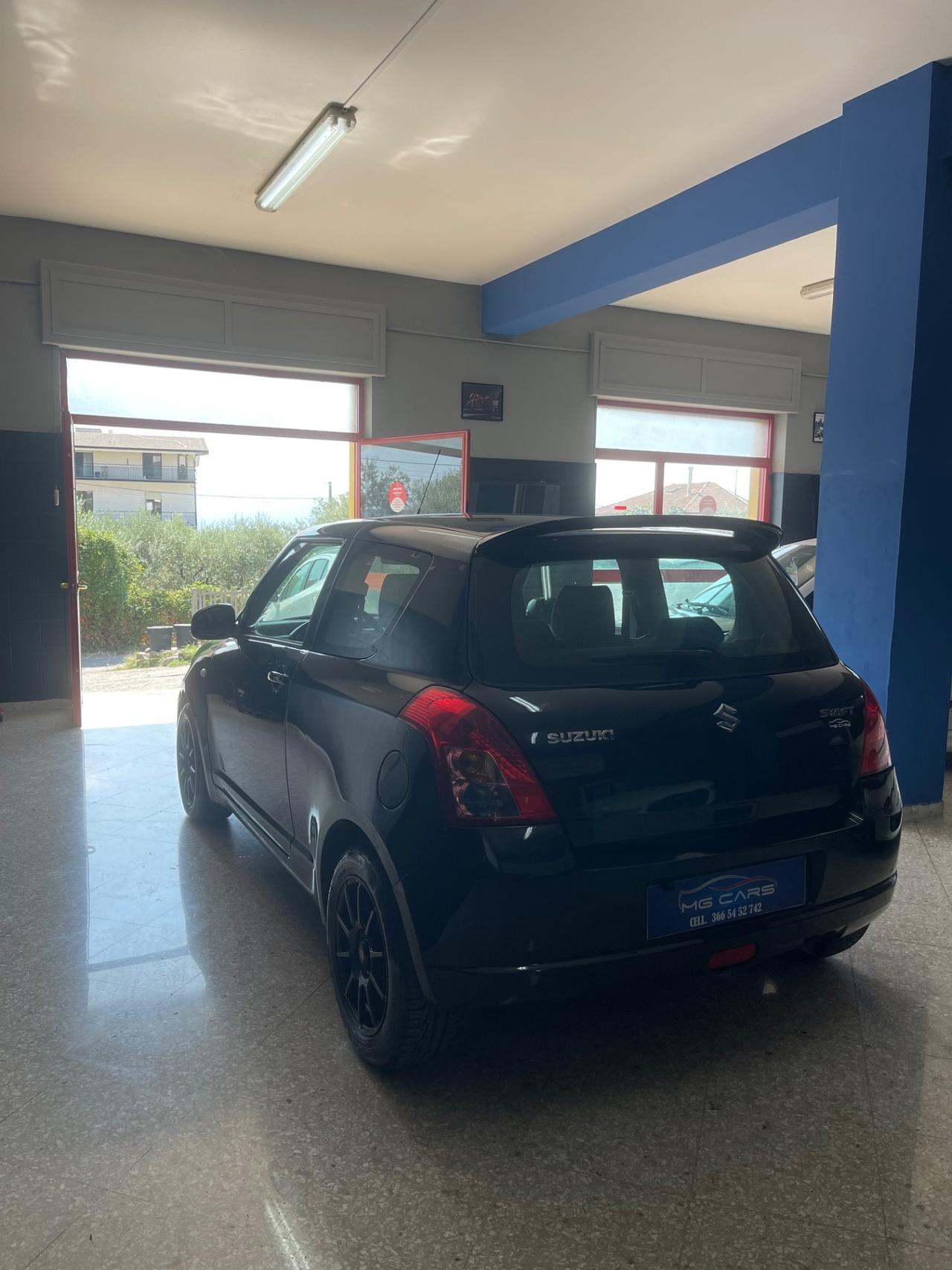 Suzuki Swift 1.3 GPL 3p. GL