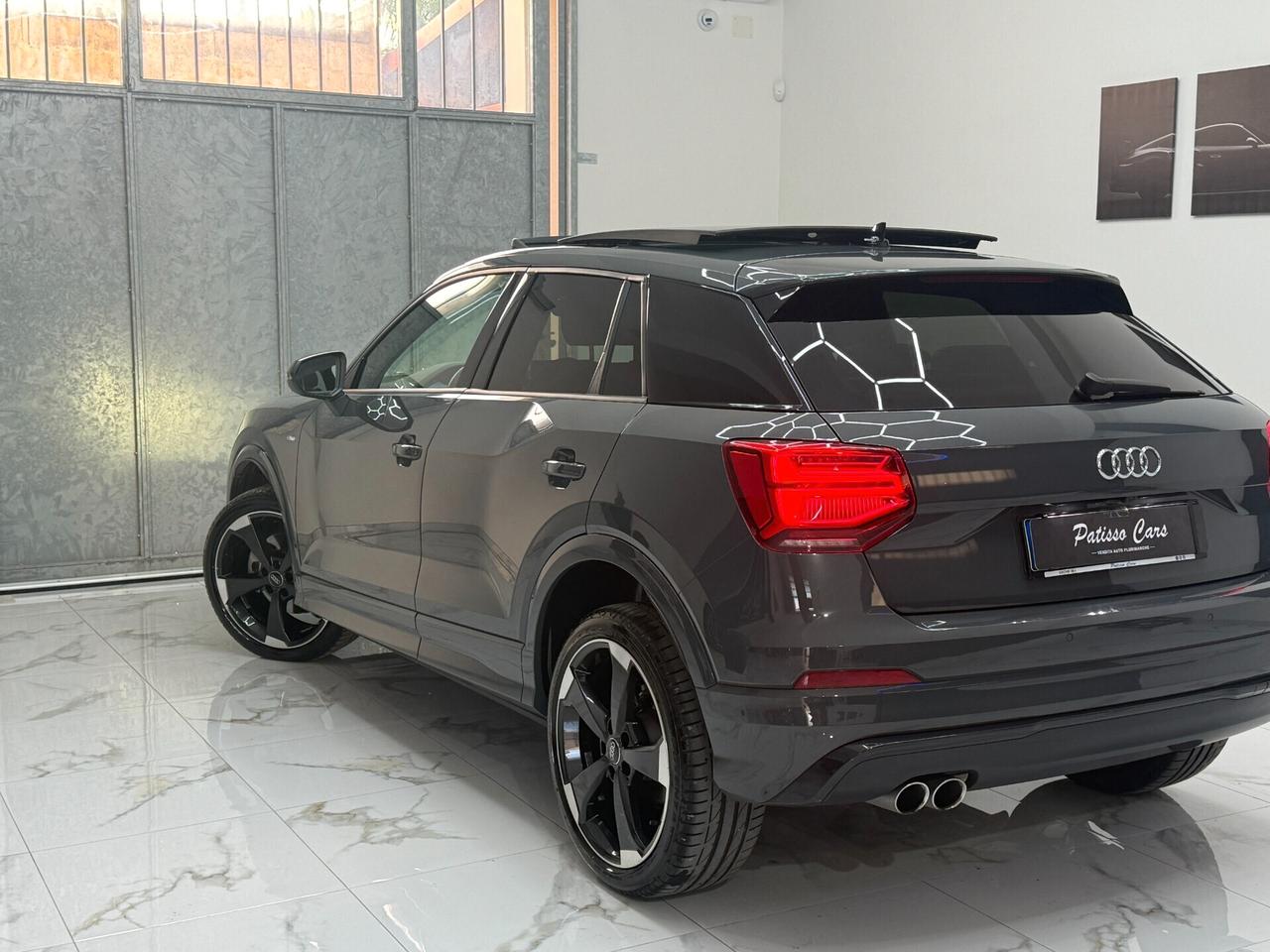 Audi Q2 35 TDI 2.0 Identity Black TETTO APRIBILE