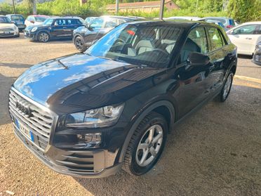Audi Q2 30 TDI Business Design