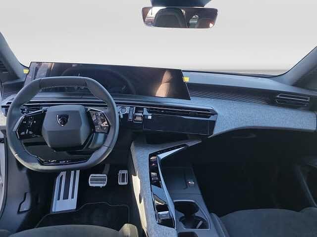 Peugeot NUOVO 5008 Nuovo 5008 Hybrid 136 e-DCS6 GT