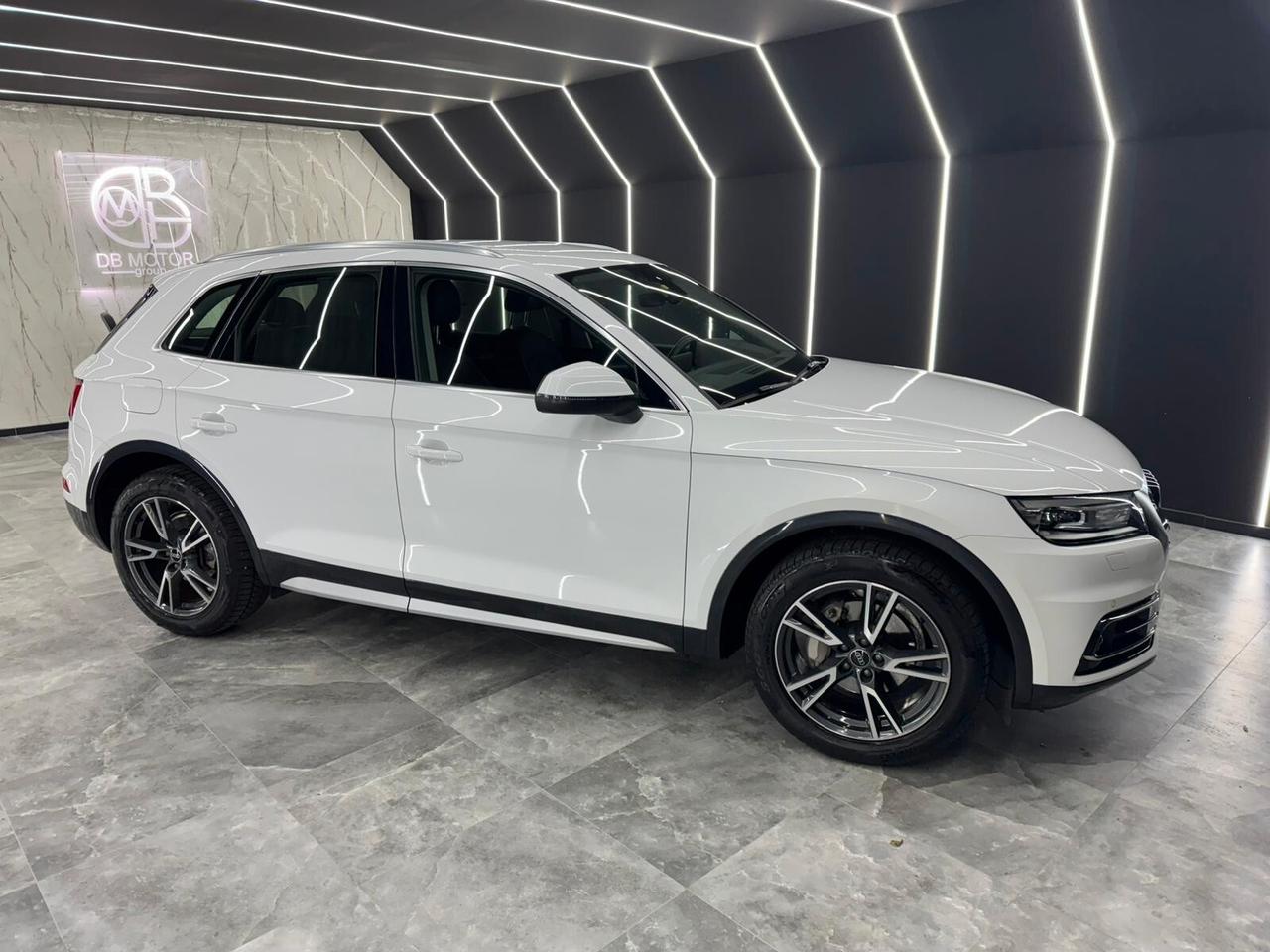 Audi Q5 Q5 II 2017 30 2.0 tdi mhev 136cv s-tronic