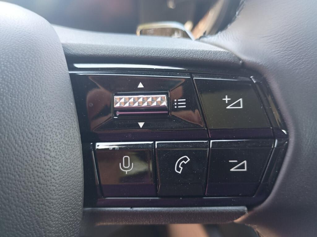Alfa Romeo Junior 1.2 136 CV Hybrid eDCT6 Speciale