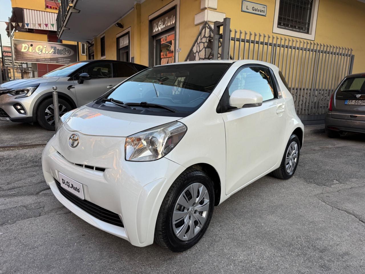 Toyota iQ 1.0 CVT Trend Automatica