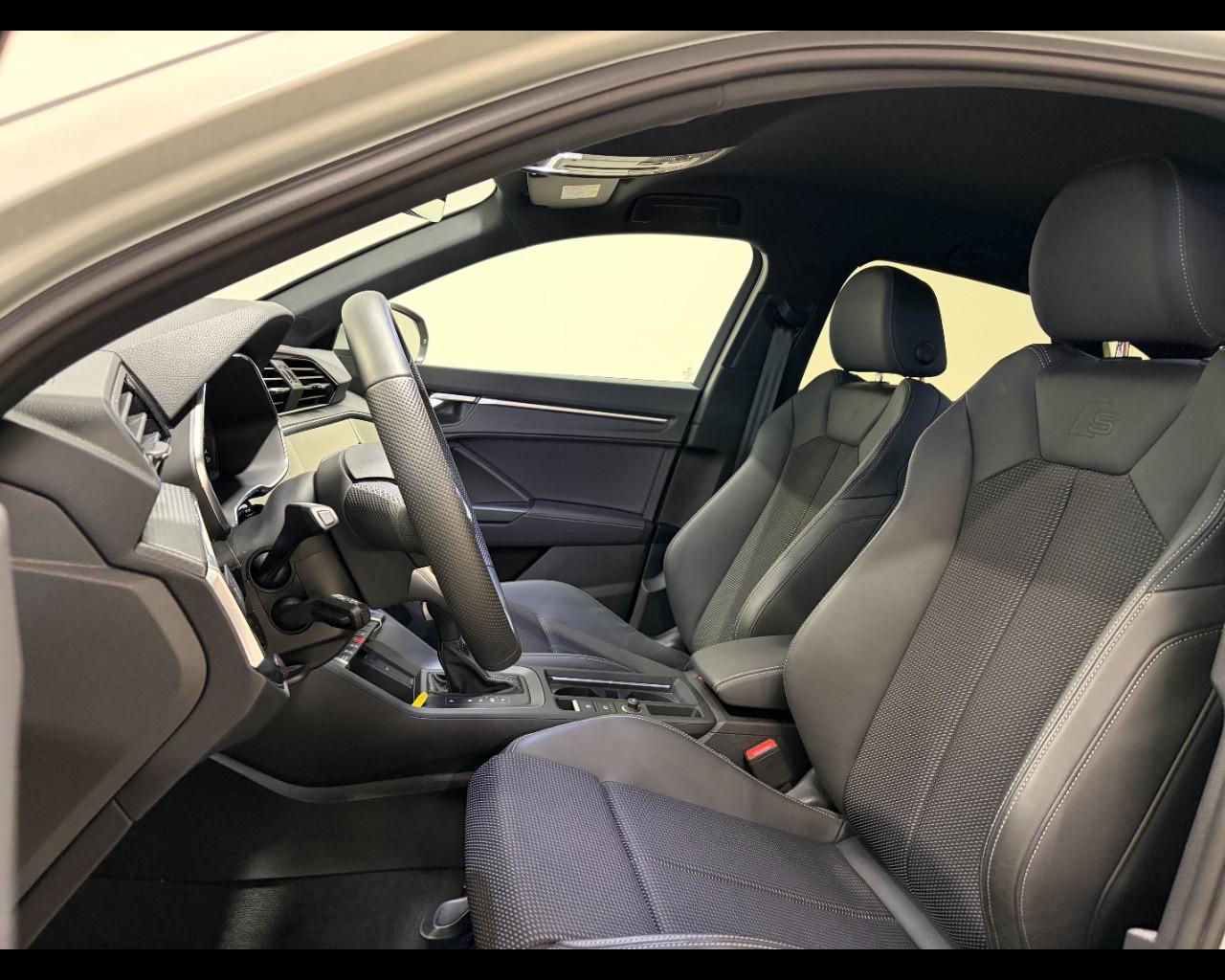 AUDI Q3 SPORTBACK 40 TDI QUATTRO S-TRONIC S LINE EDITION