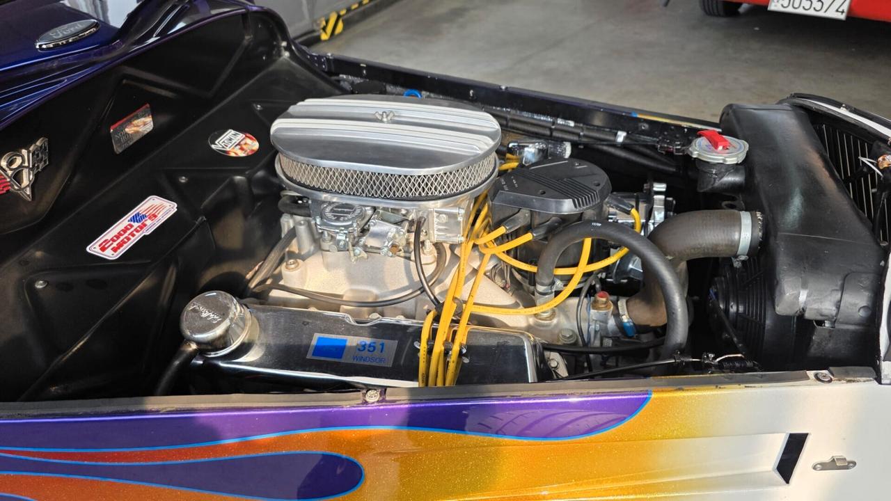 FORD HOT ROD ROADSTER