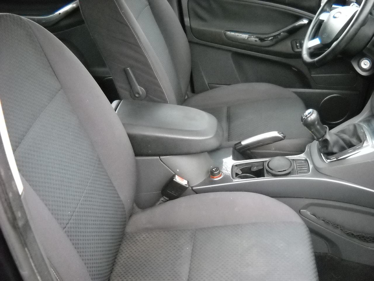 Ford C-Max Focus 1.6 TDCi (90CV) Ghia