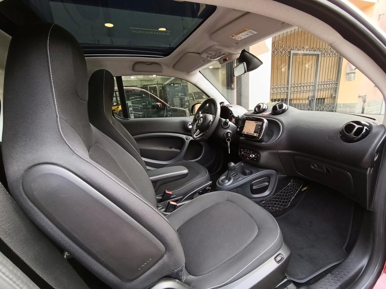 Smart ForTwo 90 0.9 Turbo twinamic Passion Grey Opaco e Rossa