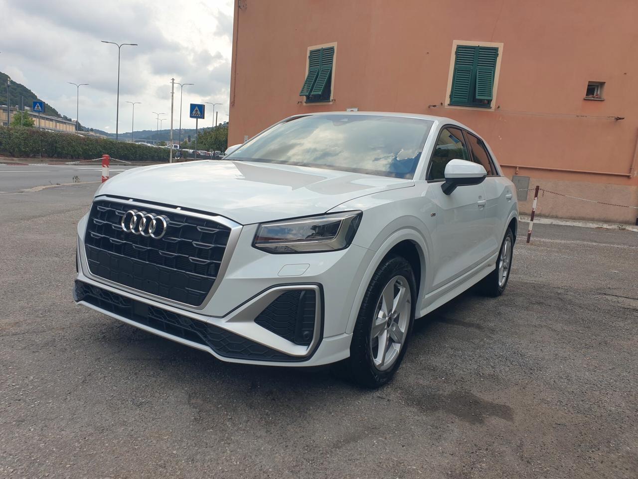 Audi Q2 35 TFSI S tronic line Edition