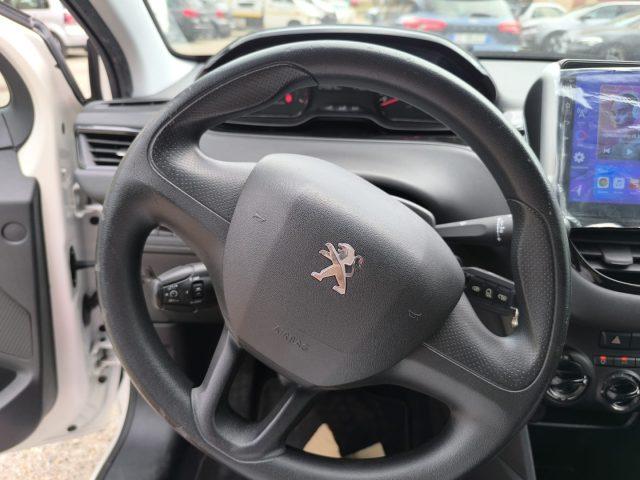PEUGEOT 208 1° serie 1.0 VTi 68 CV ADATTA A NEOPATENTATO