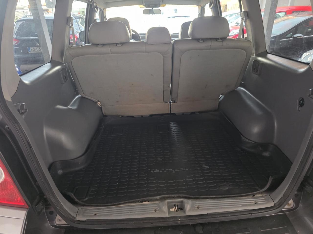 HYUNDAI TECCARAN 4X4 2.9 DIESEL DEL NORD ITA 2004