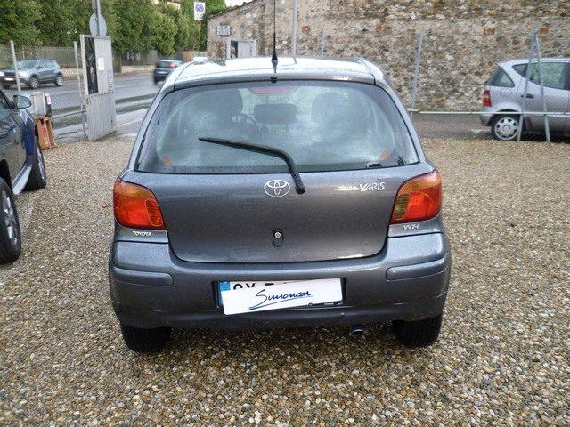 TOYOTA Yaris 1.0i 16V cat 5 porte Expo